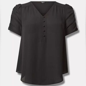 TORRID Harper Georgette Hook & Eye Tulip Sleeve Blouse